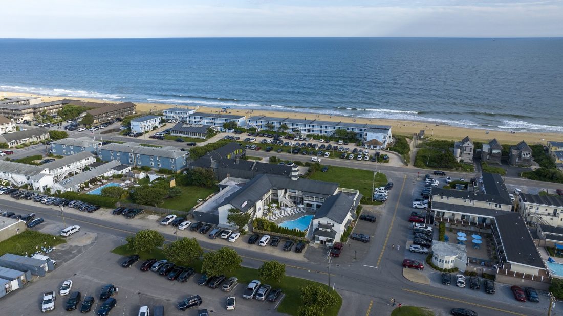 Aerial view of A Wave Inn and the Montauk coastline