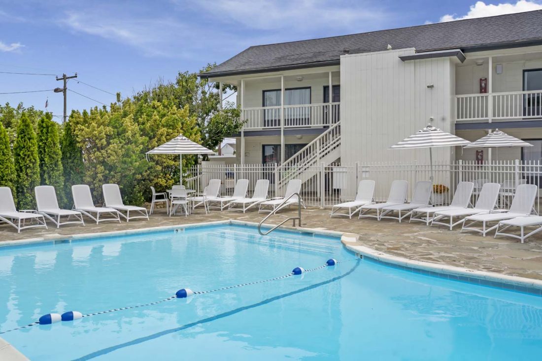 A Wave Inn pool and guest rooms